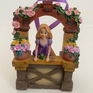 2014 Tangled Sketchbook Musical Christmas Ornament